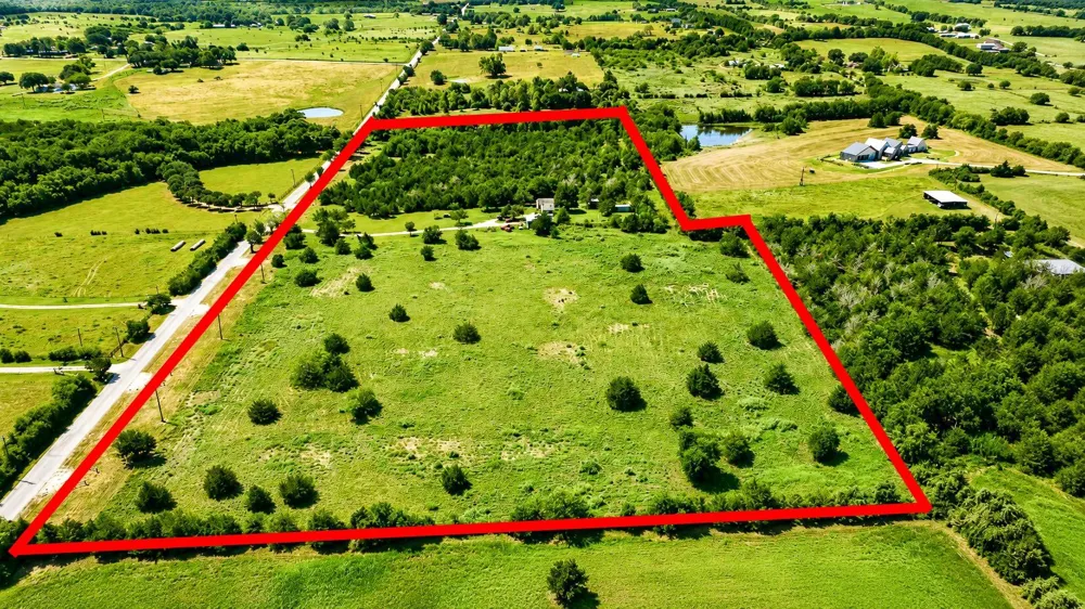 4 Wonder Hill Road Chappell Hill, TX 77426