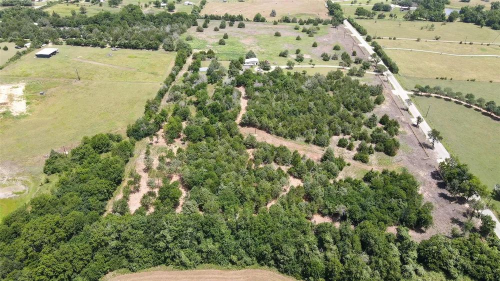 8 Wonder Hill Road Chappell Hill, TX 77426