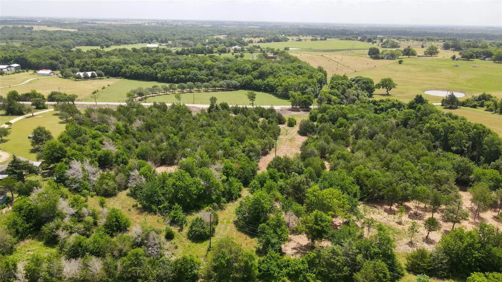 8 Wonder Hill Road Chappell Hill, TX 77426
