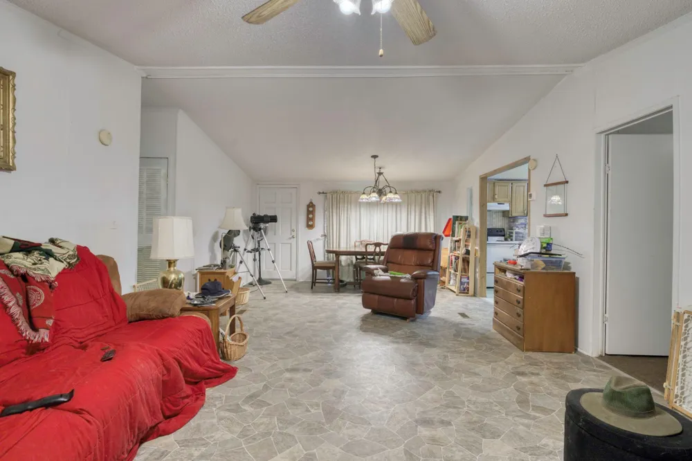 6443 Us Highway 79 W Buffalo, TX 75831