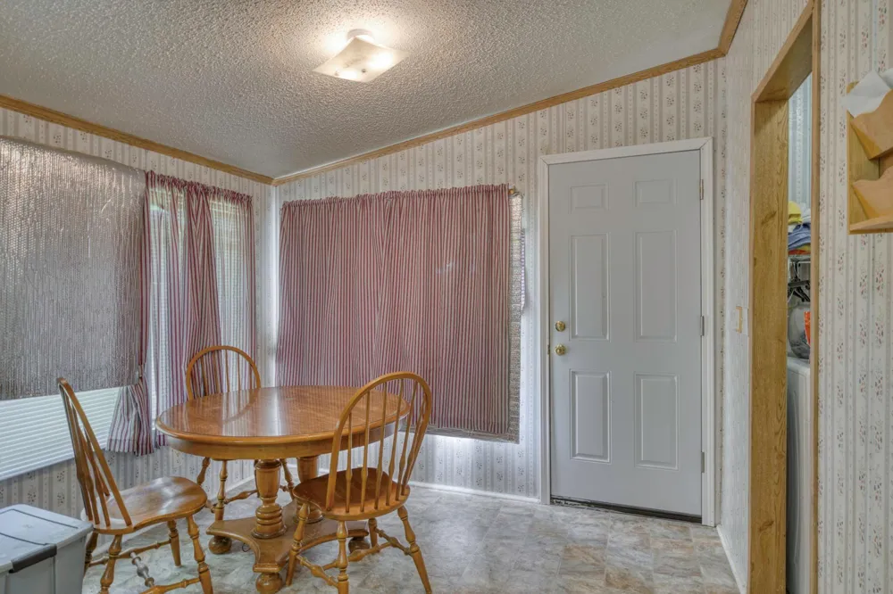 6443 Us Highway 79 W Buffalo, TX 75831