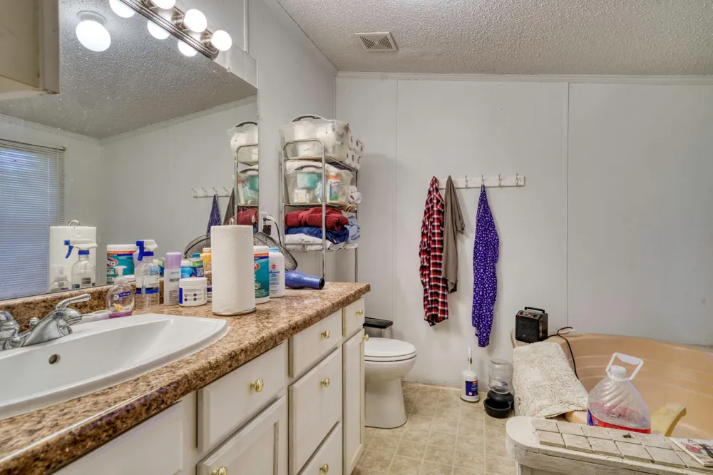6443 Us Highway 79 W Buffalo, TX 75831