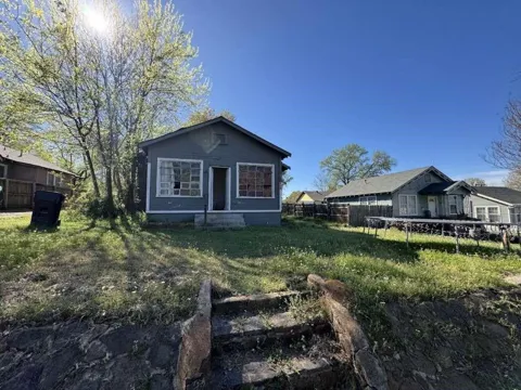 107 Electra Street