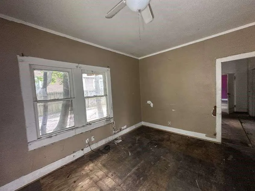 107 Electra Street Longview, TX 75602