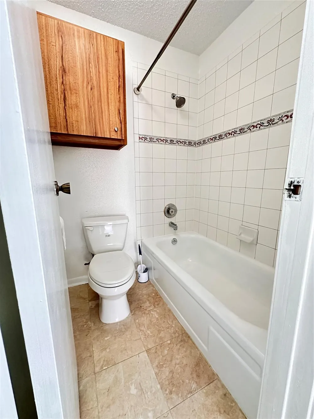 260 El Dorado Boulevard #2608 Houston, TX 77598