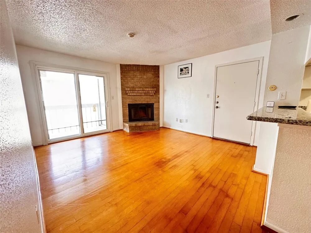 260 El Dorado Boulevard #2608 Houston, TX 77598