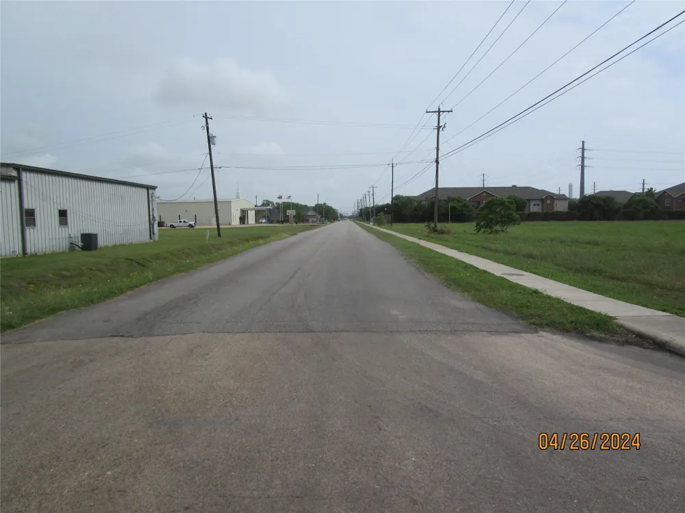 Skinner Street Freeport, TX 77541