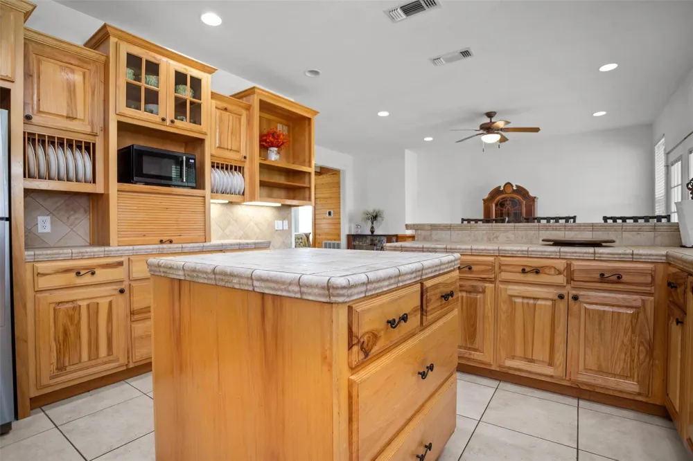 2421 Fm 1280 W Lovelady, TX 75851