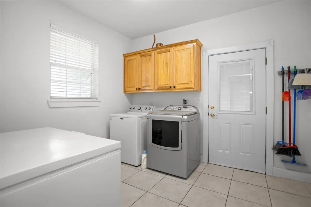 2421 Fm 1280 W Lovelady, TX 75851