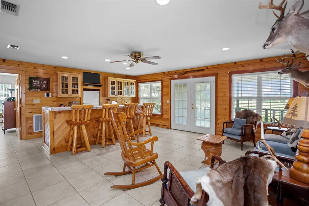 2421 Fm 1280 W Lovelady, TX 75851