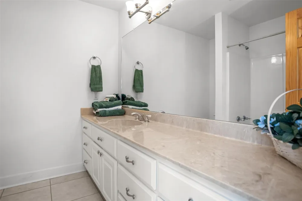 2421 Fm 1280 W Lovelady, TX 75851
