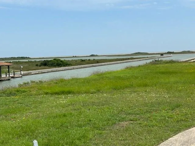 E Arbor Vista Port O Connor, TX 77982