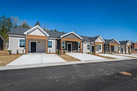 Unit 38 Grove Loop