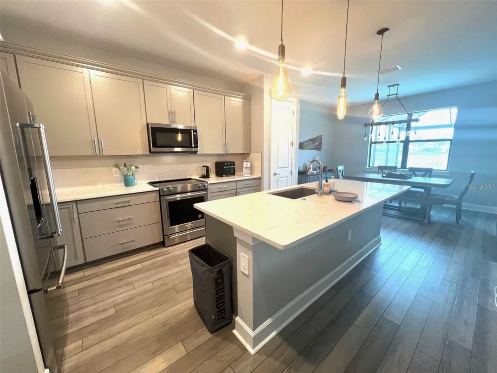 6236 BAYWOOD COURT Lakewood Ranch, FL 34211