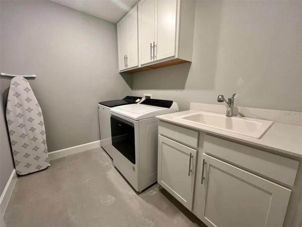 6236 BAYWOOD COURT Lakewood Ranch, FL 34211