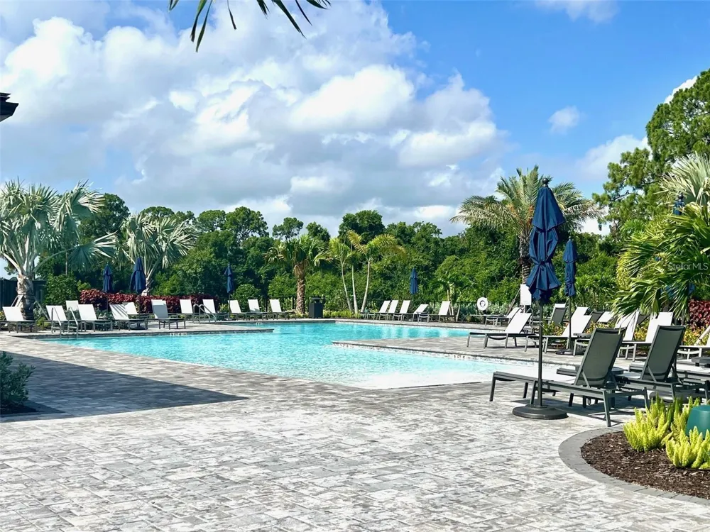 6236 BAYWOOD COURT Lakewood Ranch, FL 34211