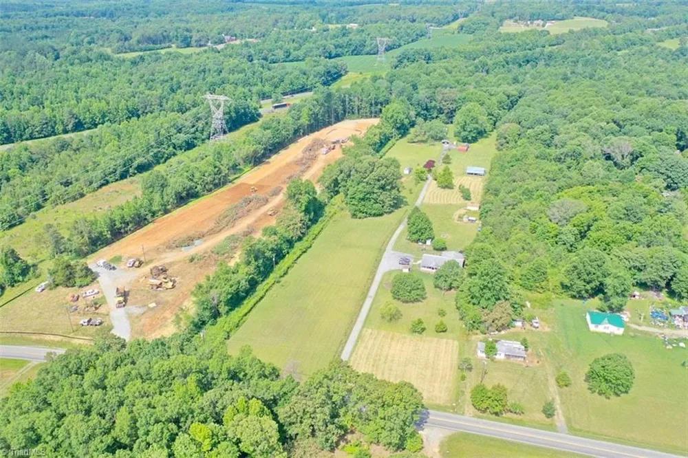 5729 Julian Airport Road Liberty, NC 27298