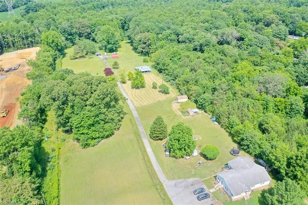 5729 Julian Airport Road Liberty, NC 27298
