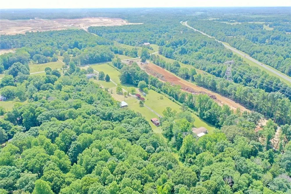5729 Julian Airport Road Liberty, NC 27298