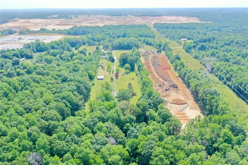 5729 Julian Airport Road Liberty, NC 27298