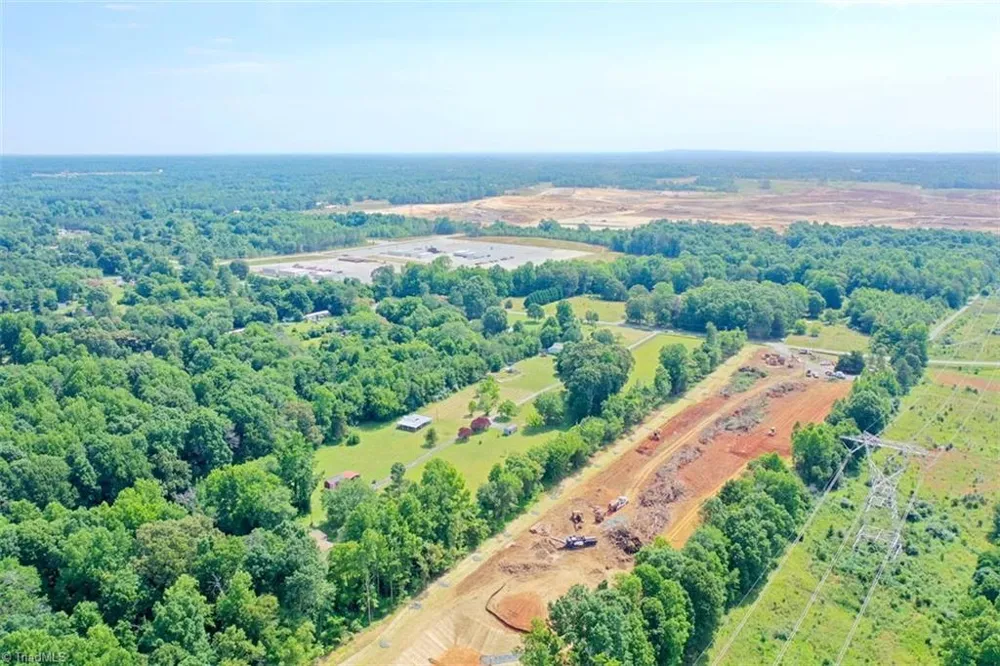 5729 Julian Airport Road Liberty, NC 27298
