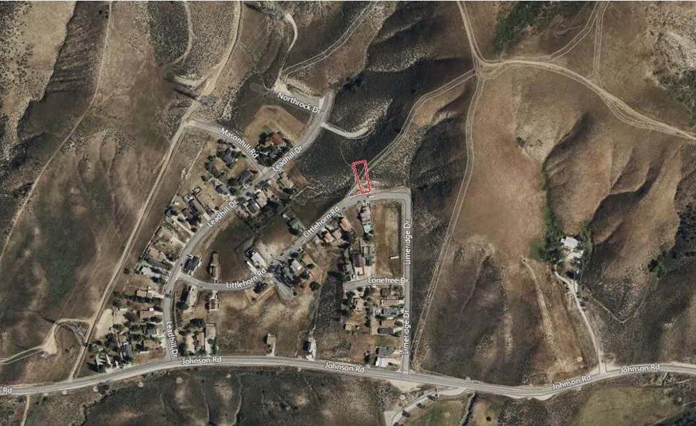 13235 Littlehorn Drive Lake Elizabeth, CA 93532