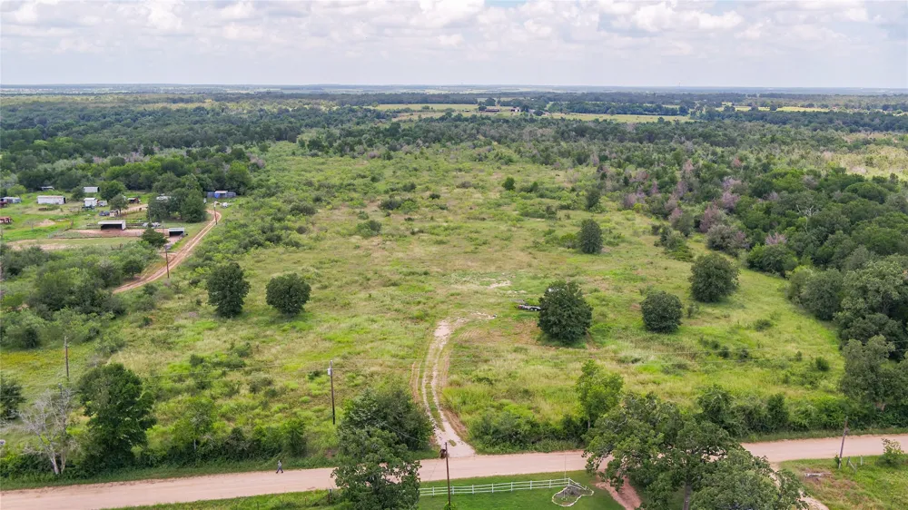 5672 County Road 314 Rockdale, TX 76567