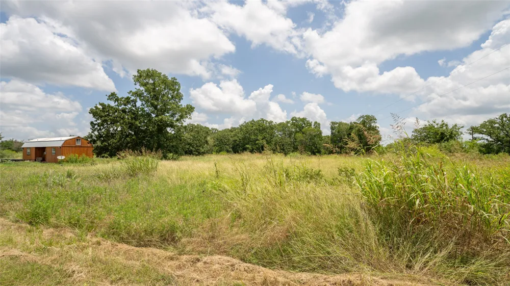 5672 County Road 314 Rockdale, TX 76567