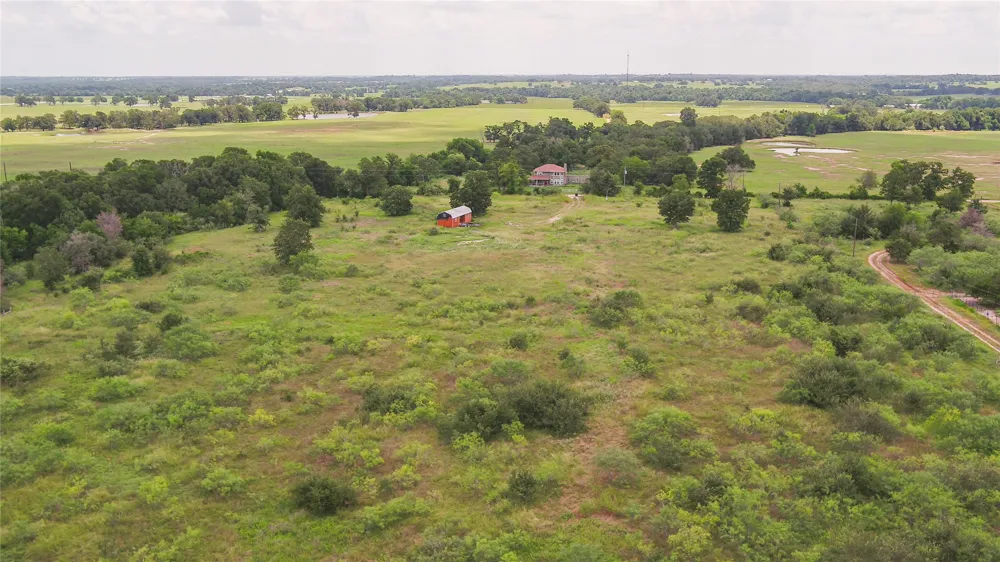 5672 County Road 314 Rockdale, TX 76567