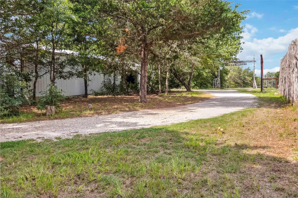 208 Old Potato Road Paige, TX 78659