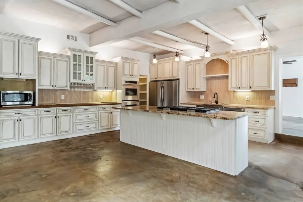 208 Old Potato Road Paige, TX 78659