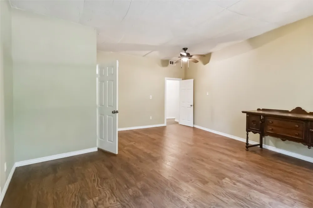 208 Old Potato Road Paige, TX 78659