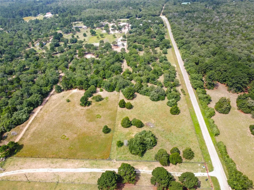208 Old Potato Road Paige, TX 78659