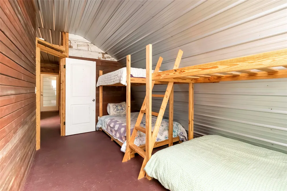 208 Old Potato Road Paige, TX 78659