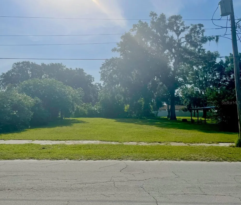 109 SE PINE AVENUE Fort Meade, FL 33841