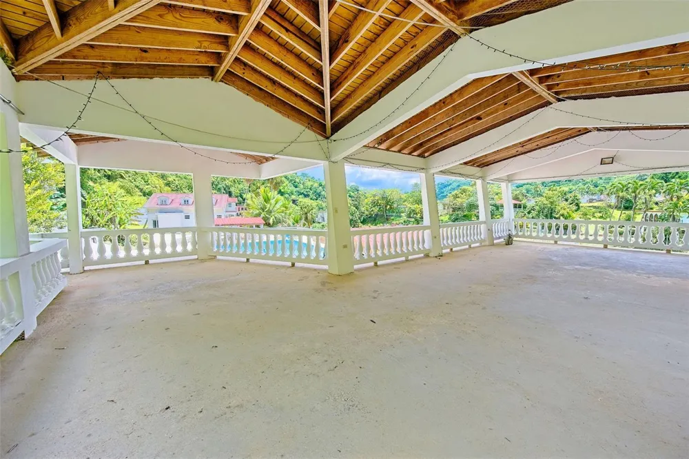 135 VILLA PEREZ Adjuntas, PR 00601