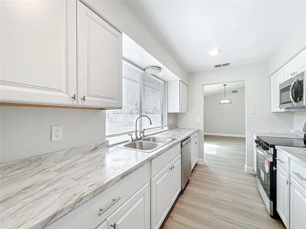 3322 HEATHER GLYNN DRIVE Mulberry, FL 33860