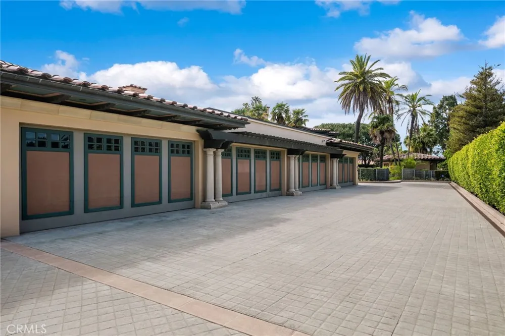 1129 Via Mirabel Palos Verdes Estates, CA 90274