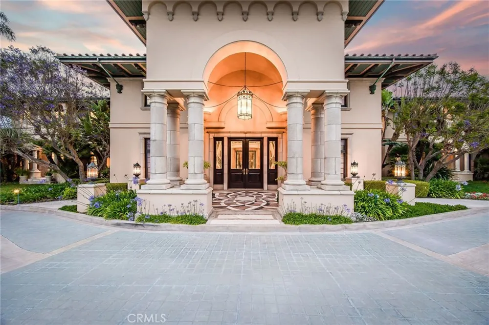1129 Via Mirabel Palos Verdes Estates, CA 90274