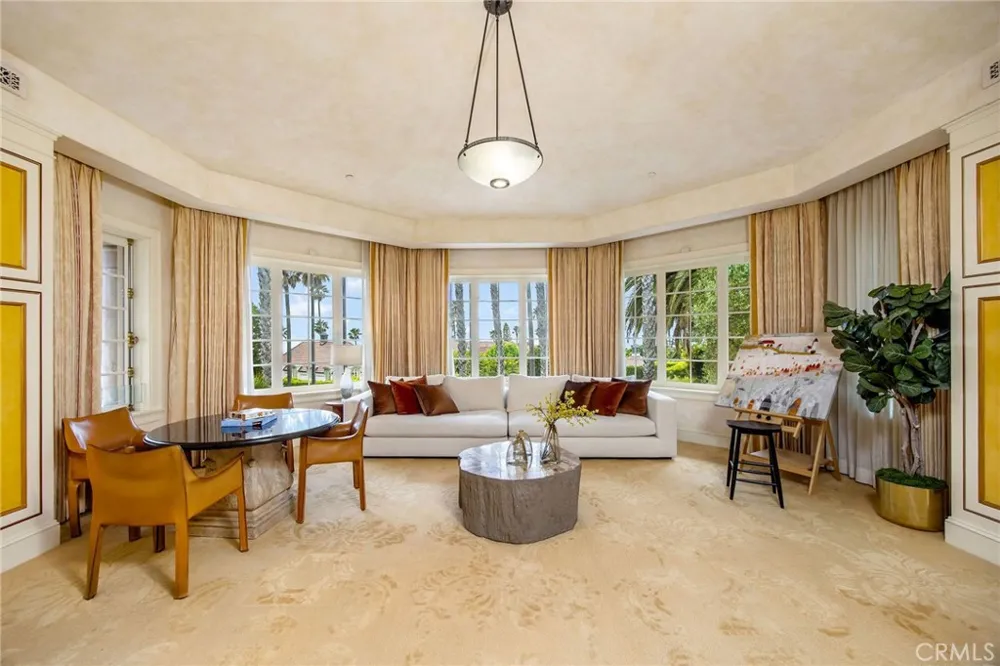 1129 Via Mirabel Palos Verdes Estates, CA 90274