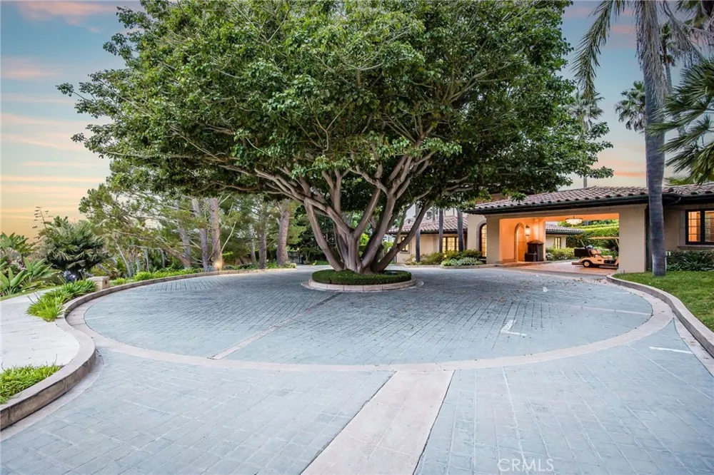1129 Via Mirabel Palos Verdes Estates, CA 90274