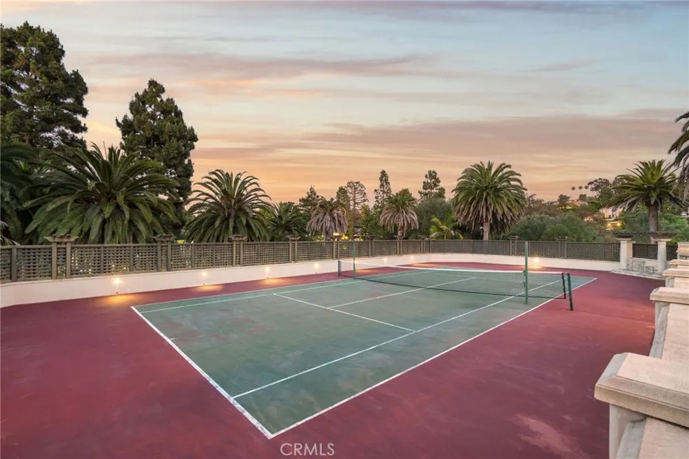 1129 Via Mirabel Palos Verdes Estates, CA 90274