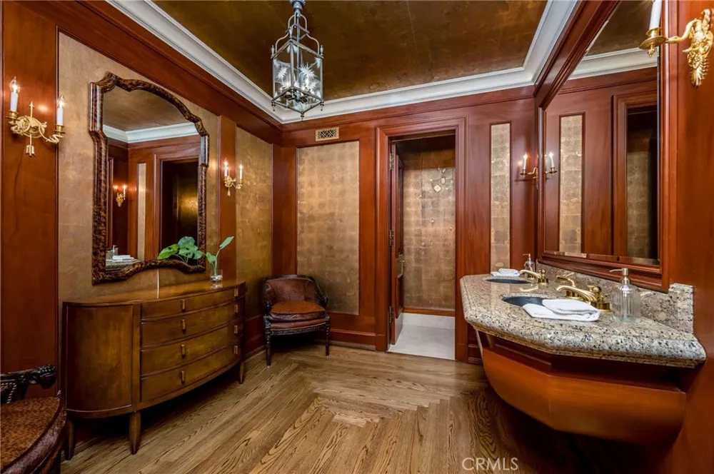1129 Via Mirabel Palos Verdes Estates, CA 90274
