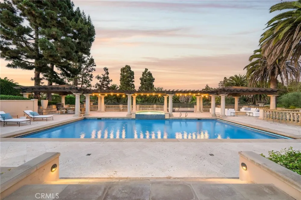 1129 Via Mirabel Palos Verdes Estates, CA 90274