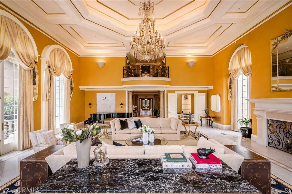 1129 Via Mirabel Palos Verdes Estates, CA 90274