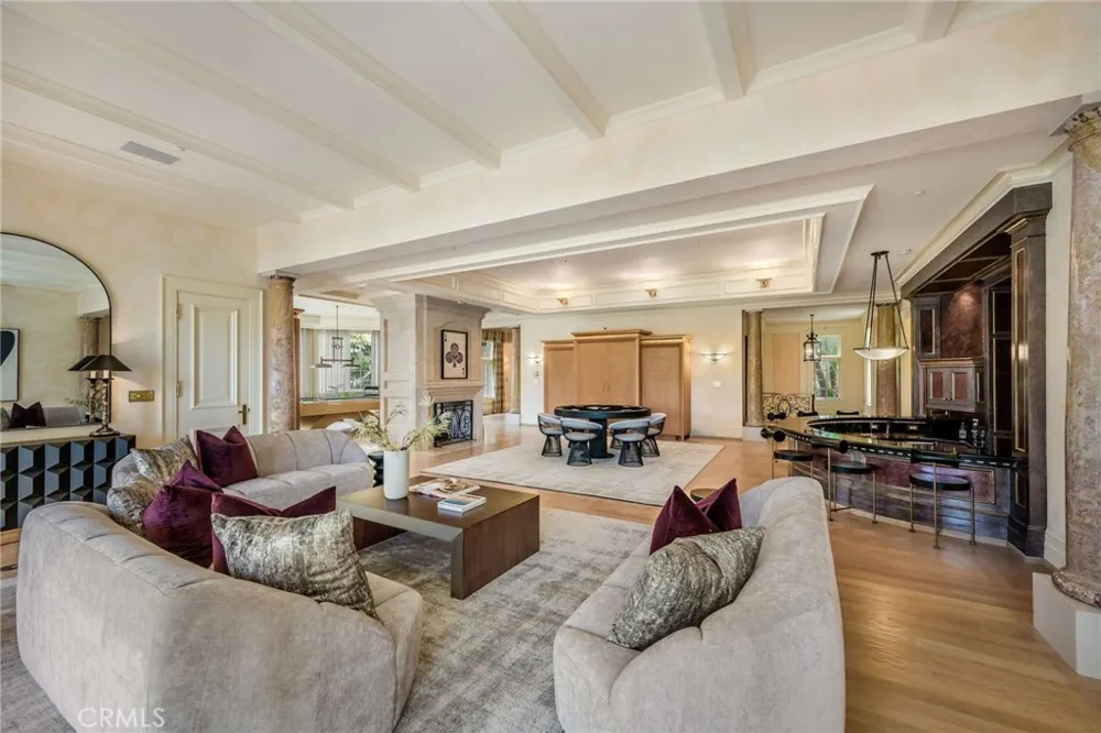 1129 Via Mirabel Palos Verdes Estates, CA 90274