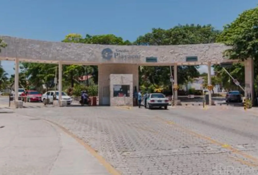 124 Kim-Be Playa del Carmen, OS 77710