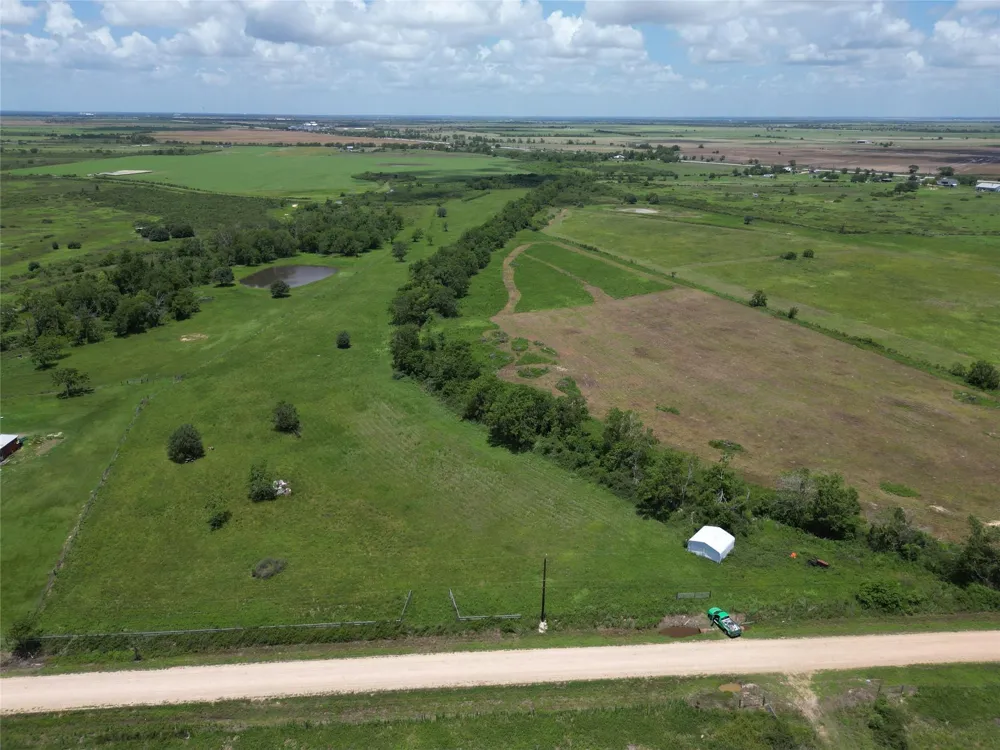 738 County Road 248 Lissie, TX 77545