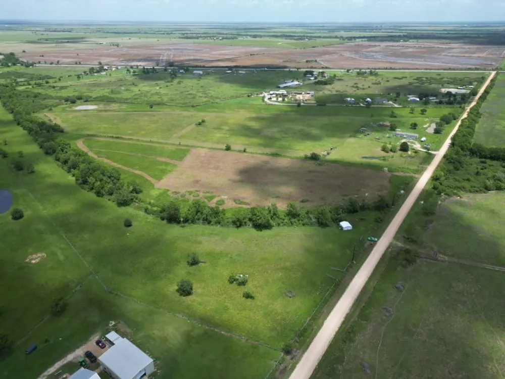 738 County Road 248 Lissie, TX 77545