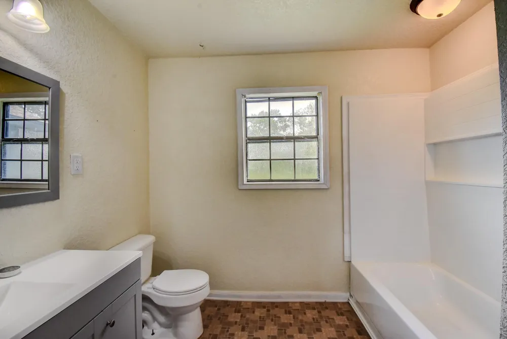 6615 Live Oak Drive Jones Creek, TX 77541